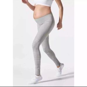 Blanqi‎ Dove Grey Maternity Legging Support Hipster Cuffed 2/4 size sm